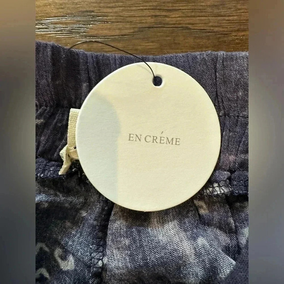 En Crème Wide-Leg Pant- medium - Picture 5 of 6